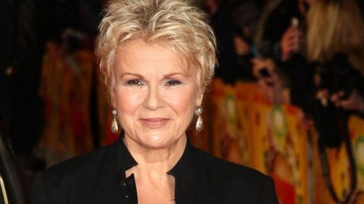 JULIE WALTERS