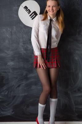 Monica, também conhecida como Chvka - roleplay de colegial