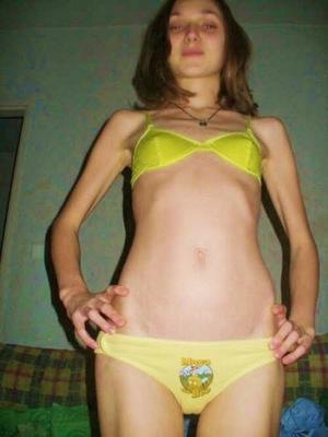 Polish teen Maja in yellow and pink undies