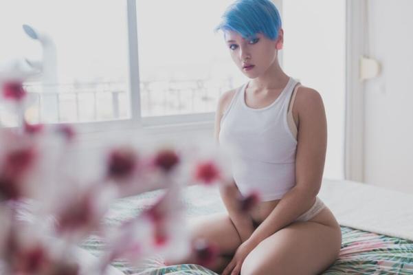 Suicide Girls - Mimo - Eflorescer