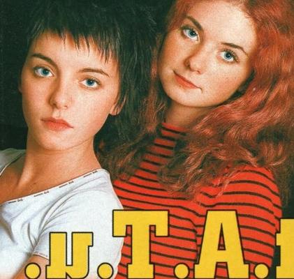 t.A.T.u (タトゥー) ユリア・ヴォルクヴァとレナ・カティナ (レアな写真多数)