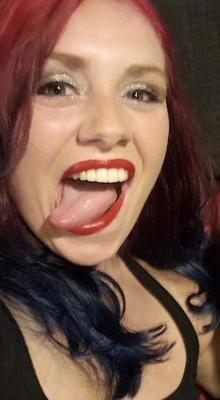 Tiny white trash goth amateur model slut to tribute