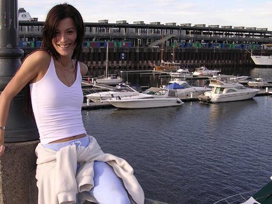 Sweet Amy Lee flashing by the sea