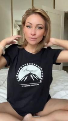 Flashing her tits on cam