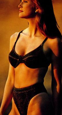 Supermodel Angie Everhart