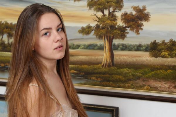 GirlsOutWest Eliza - Art Lover -  Photos - px (..