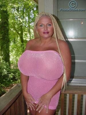 BB Gunns pink dress