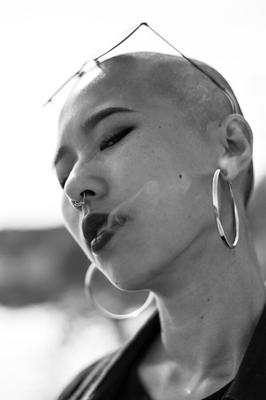 Bald Asian art model