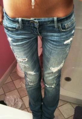 Filles minces en jeans