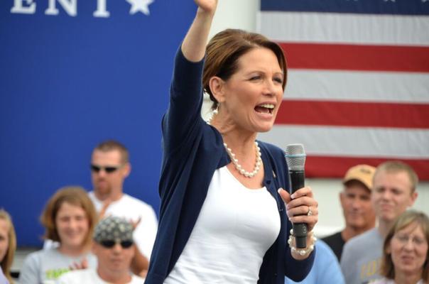 Adoro gozar com a conservadora Michele Bachmann