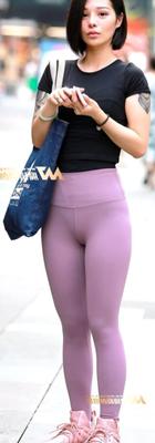 Yoga Pants Cameltoes