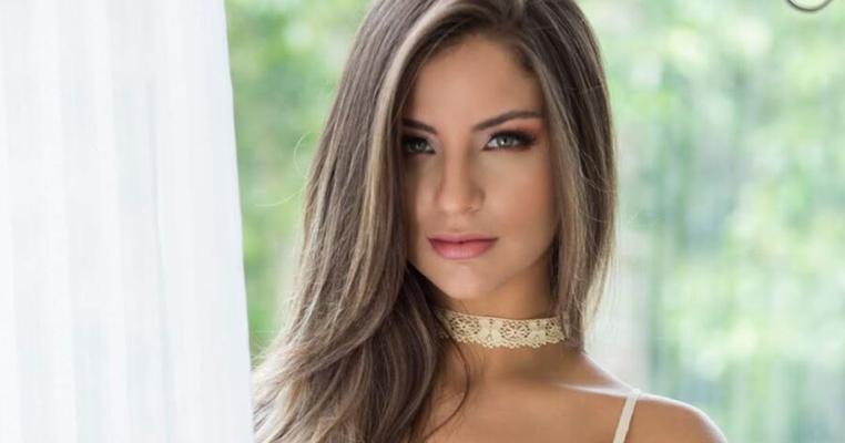 Gostosa latina: Beatriz Aguiar