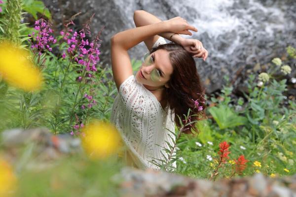 Elena Generi - Cuidando el Jardín de la Naturaleza