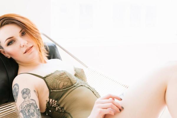 Suicide Girls – Torro – Verte