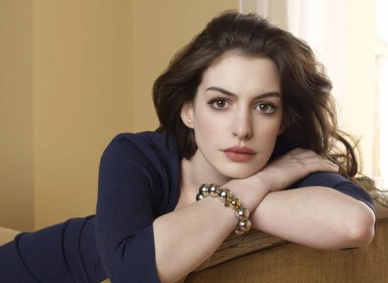 Anne Hathaway being seductive