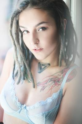 Suicide Girls – Evalareina – Morning Brightstar