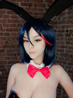 Ryuko Bunny Selfies