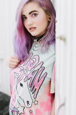 Suicide Girls – Gloom – Unicorn Bloom