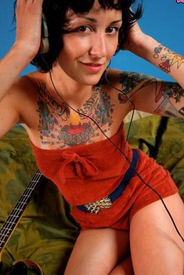 Suicide Girls - Sass - Big Muff