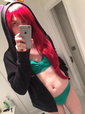 Krissy Crossdressing, Red Hair, Green Bikini