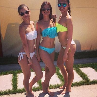 Gruppen-Bikini-Bilder-Mix