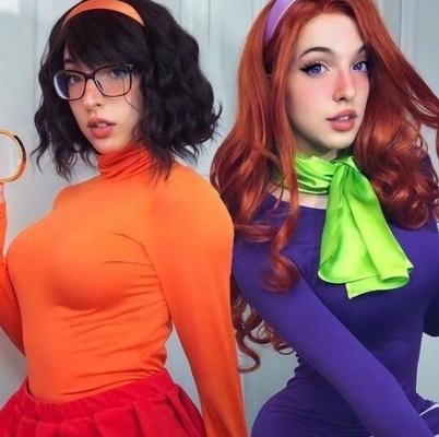 Cosplay - Daphne & Velma (Scooby Doo)