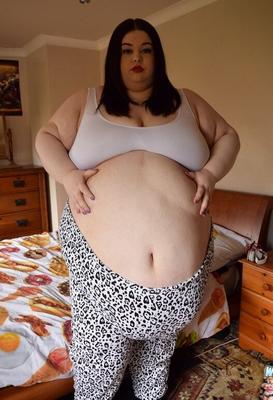 Large Women in Jeans, Pants, and Shorts