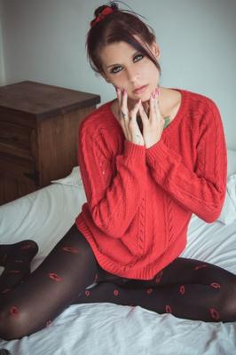 Suicide Girls – Rainbows – Lady In Red