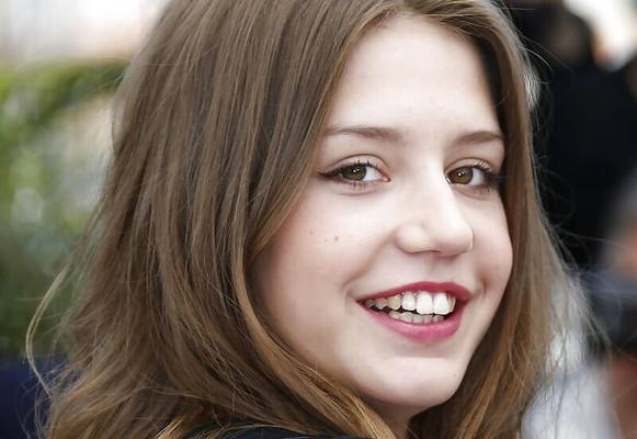 Adele Exarchopoulos most perfect woman.