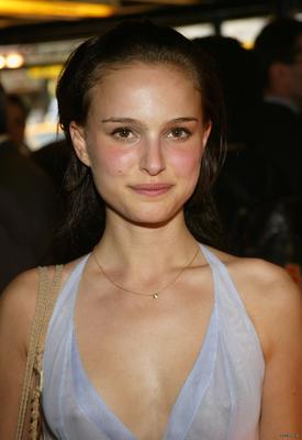 Natalie Portman robe transparente