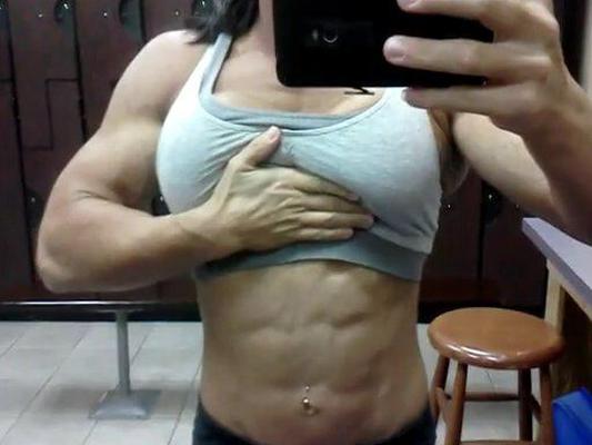 Amanda Dunbar! Fit Muscled Beauty!