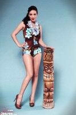 Pin-up tropicale