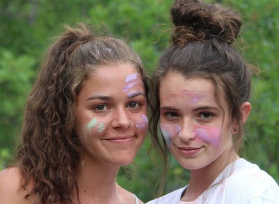 Visages de salopes sur lesquelles j'éjaculerais