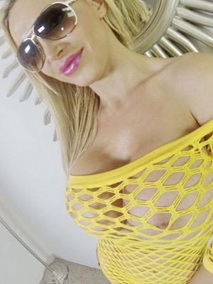 Nikki Benz - Nikki in Fishnet