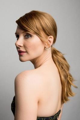 Bryce Dallas Howard has a pretty face